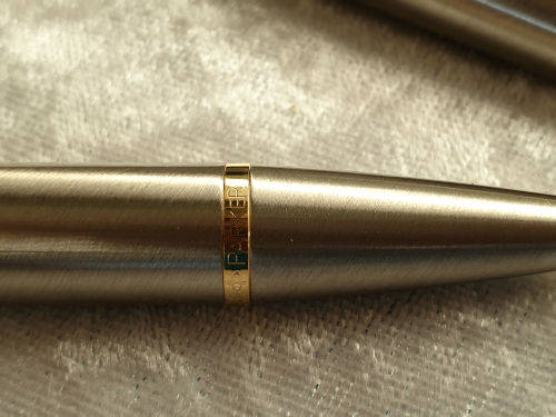 Beautiful Vintage Parker Ball Point Pen and Pencil set in Gold and silver Trim -iNK STILL OK