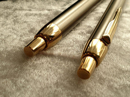 Beautiful Vintage Parker Ball Point Pen and Pencil set in Gold and silver Trim -iNK STILL OK