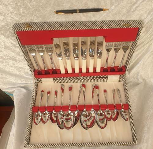24 pc Unused Vintage Stainless Chronium Plate Sheffield Cutlery set - Boxed