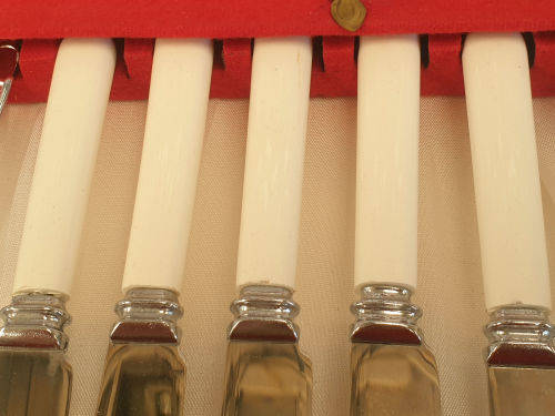 24 pc Unused Vintage Stainless Chronium Plate Sheffield Cutlery set - Boxed