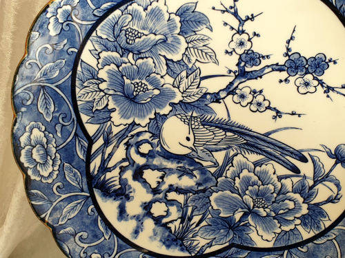 Vintage limited Reproduction of a 16th Century imperial imari Porcelain wallplate  Collector Series