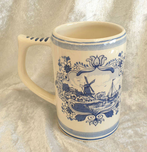 Delfts Blue Cup 135x140x190mm Hand Painted Holland
