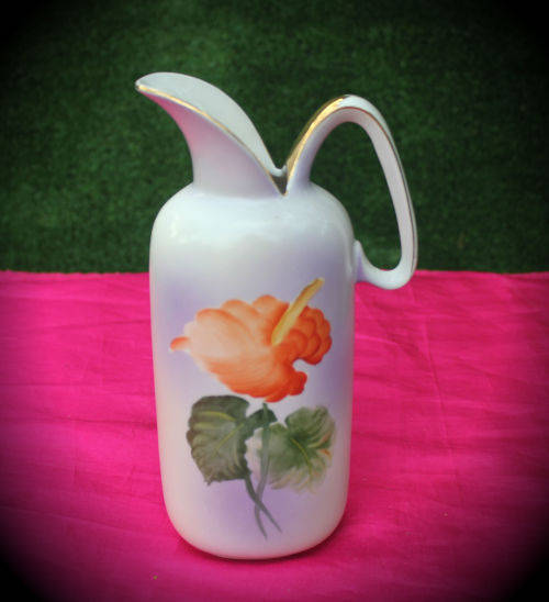 Hand Painted Vase/Jug  210x110x67mm