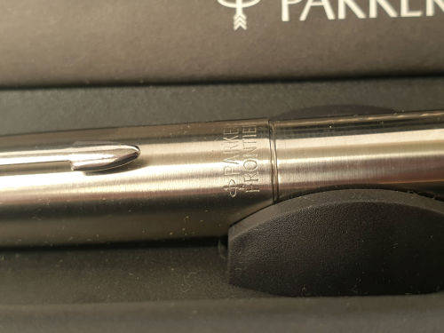 Pre-owned Parker Frontier USA IE  - in Parker Case - Engraving on cap and Barrel -Ink is dry