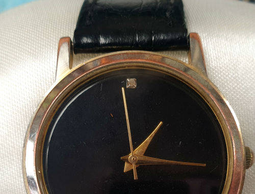 Vintage Aquila 5273 Quartz Genuine Diamond PC21S movement-working -- strap is worn