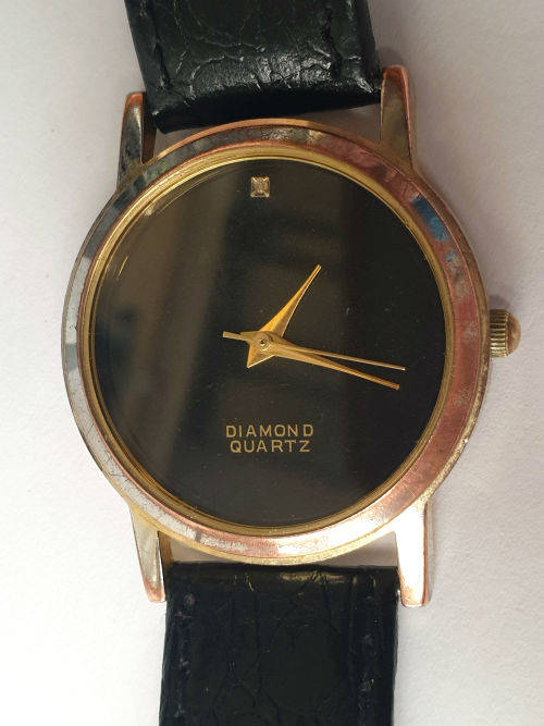 Vintage Aquila 5273 Quartz Genuine Diamond PC21S movement-working -- strap is worn