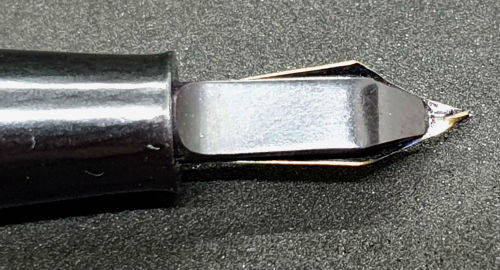 Vintage 1950's Conway Stewart 84 Fountain Pen 14kt gold nib is bend ..see photos