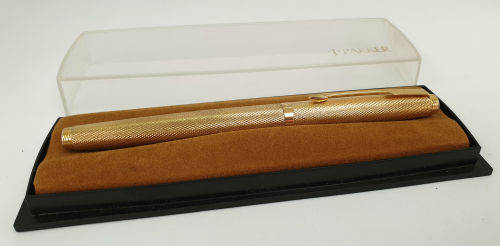 Vintage Parker Fountain Pen with 14k GOLD 585 M Nib made in France - empty ink Cartridge