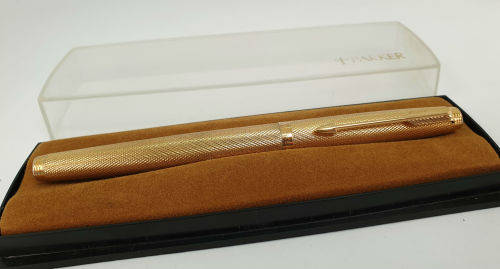 Vintage Parker Fountain Pen with 14k GOLD 585 M Nib made in France - empty ink Cartridge