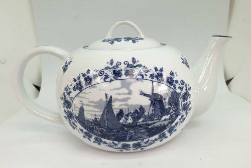 Vintage Blue and white Delft Coffee Pot OUDE MOLEN FABRIEK Holland  150x270x175mm
