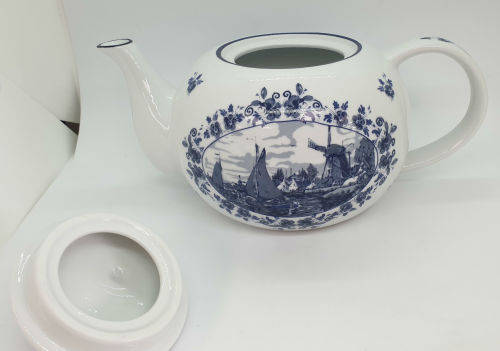 Vintage Blue and white Delft Coffee Pot OUDE MOLEN FABRIEK Holland  150x270x175mm