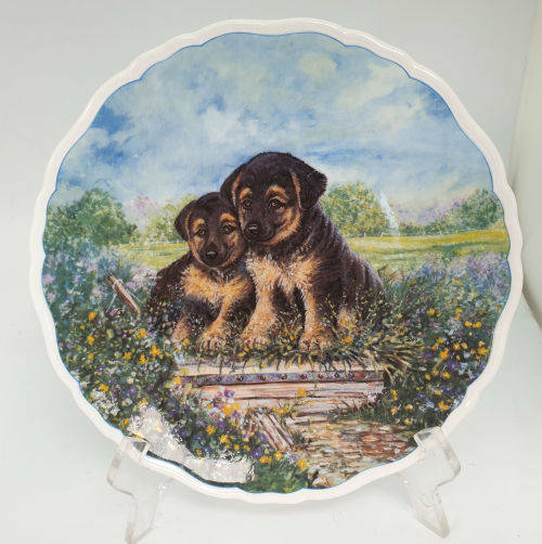 1995 Royal Albert Plate 'Playful Puppies 'Origanal Artwork By David Ward