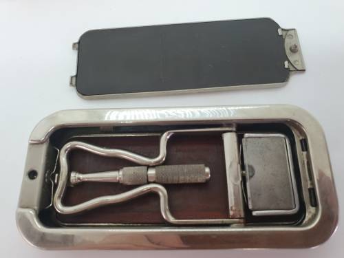 Antique 1920`s Rolls Imperial Razor no 2  in Nickel plated metal sharpening case -in original box