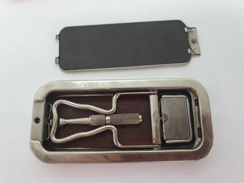 Antique 1920`s Rolls Imperial Razor no 2  in Nickel plated metal sharpening case -in original box