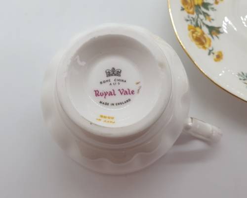 Vintage Royal Vale Trio`s Bone China A 57 9 Made in England -7 Available