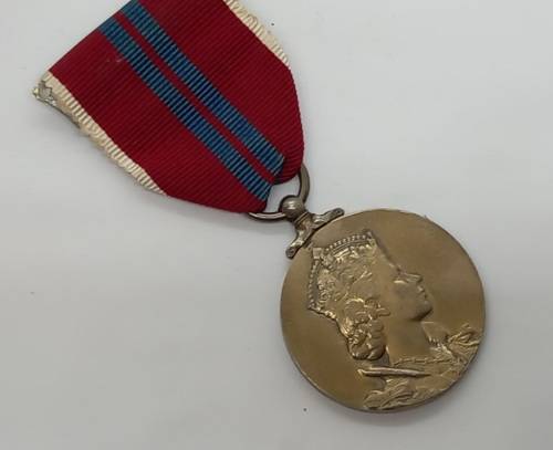 The Queen Elizabeth II-2 June 1953-Coronation Medal -SILVER 29 Gram -Boxed