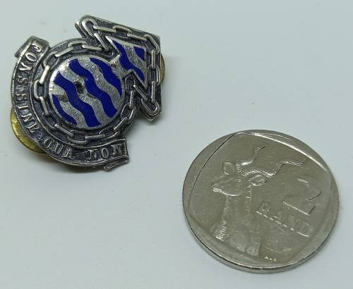 Vintage SA ORDINANCE SERVICES CORPS CAP BADGE  "FONS SINE QUA NON" ( THE INDISPENSIBLE FOUNTAIN}