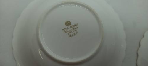 Vintage Royal Albert Val D'or -Dessert bowl  35x139mm -cracked see photos