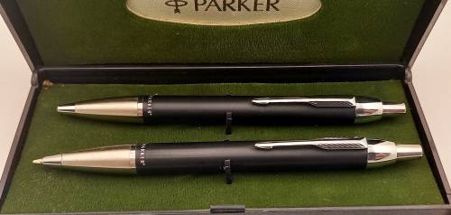 Parker Ballpen and Pencil set in Parker Case - Ink still ok ..look unused