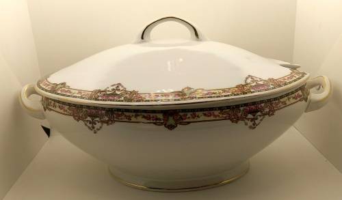 Vintage VICTORIA Czechoslovakia China Floral Tureen 200x380x220mm