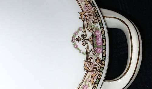 Vintage VICTORIA Czechoslovakia China Floral Tureen 200x380x220mm