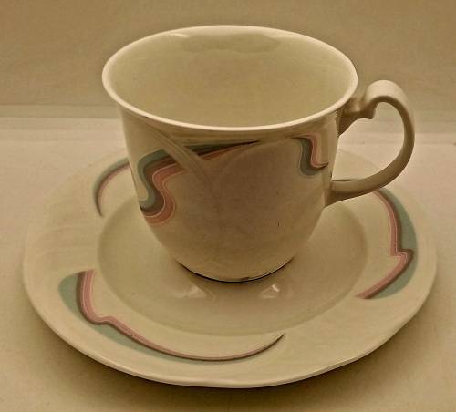 Vintage 1986 Royal Albert Bone China HORIZONS Aurora series Tea Duo -(Cup has black marks)