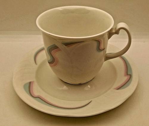 Vintage 1986 Royal Albert Bone China HORIZONS Aurora series Tea Duo -(Cup has black marks)