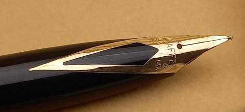 Vintage Sheaffer Targa 1003 Fountain Pen In Case 14kt Gold Medium nib