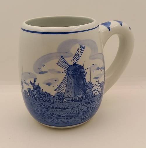 DelftsBlauw  Hand painted Cup Made in Holland 117x135x95mm