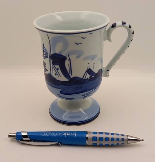Delfts Blauw Jug Hand Painted in Holland 110x108x82mm