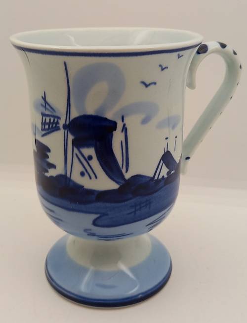 Delfts Blauw Jug Hand Painted in Holland 110x108x82mm