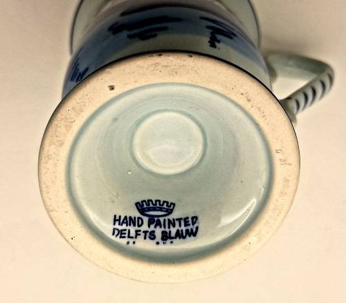 Delfts Blauw Jug Hand Painted in Holland 110x108x82mm
