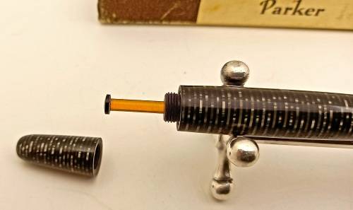 1930s Vintage PARKER VACUMATIC FOUNTAIN PEN in original box - USA( Ink tested )