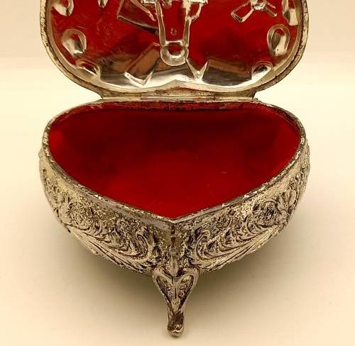 Antique/ Vintage Dutch SILVER Plated Trinket Box 55x90x85mm