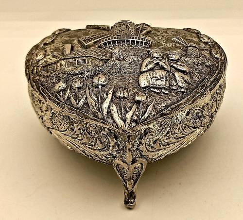 Antique/ Vintage Dutch SILVER Plated Trinket Box 55x90x85mm