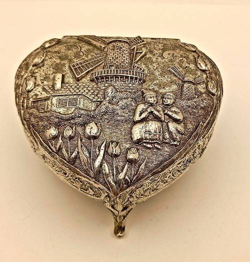 Antique/ Vintage Dutch SILVER Plated Trinket Box 55x90x85mm