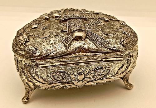 Antique/ Vintage Dutch SILVER Plated Trinket Box 55x90x85mm