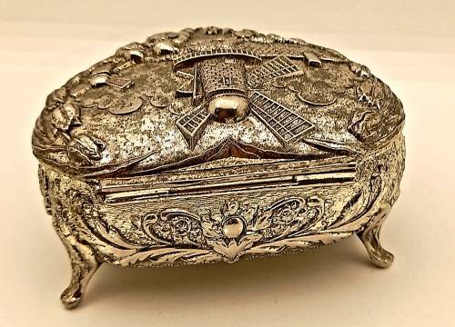Antique/ Vintage Dutch SILVER Plated Trinket Box 55x90x85mm