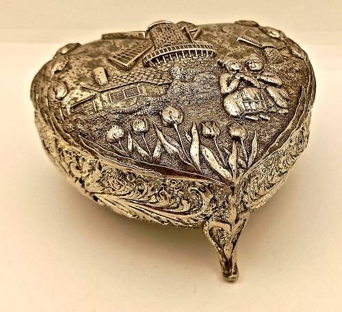 Antique/ Vintage Dutch SILVER Plated Trinket Box 55x90x85mm