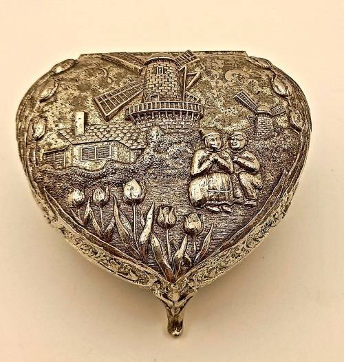 Antique/ Vintage Dutch SILVER Plated Trinket Box 55x90x85mm