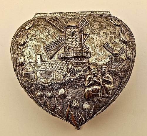 Antique/ Vintage Dutch SILVER Plated Trinket Box 55x90x85mm