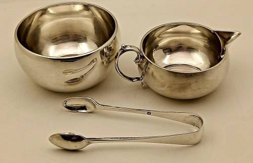 Antique Hallmarked Sterling Silver Creamer and Sugar set 106,53 Grams -Boxed