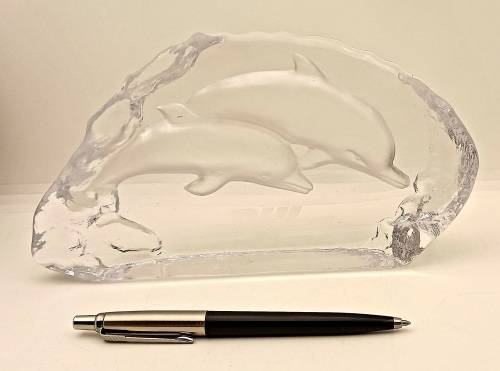 1996 DHL Glass / Crystal DOLPHINS Paperweight 109x210x30mm  885 grams