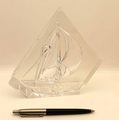 Glass / Crystal SHIP Paperweight 158x165x22mm  872 grams