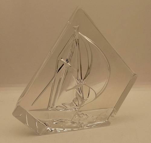 Glass / Crystal SHIP Paperweight 158x165x22mm  872 grams