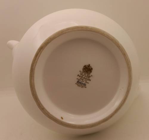 Vintage Paragon BELINDA Stoke-on-Trent Teapot-By Appointment to the Queen-Lid has a chip