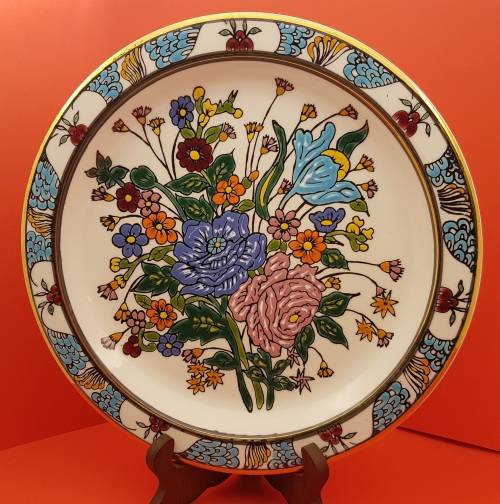 Vintage Elafos Keramik Wall Plate Wall Plate 24kt Gold trim- hand made in Greece- 252mm