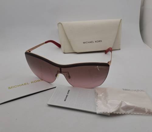 Pre-owned Michael Kors Sunglasses with case and documentation with cloth
