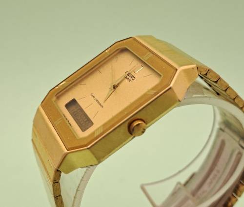 Pre-owned 1986 Seiko H601-5150 Analogue/Digital Alarm Chronograph Quarts watch -working