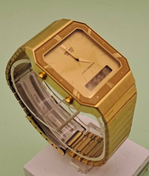 Pre-owned 1986 Seiko H601-5150 Analogue/Digital Alarm Chronograph Quarts watch -working